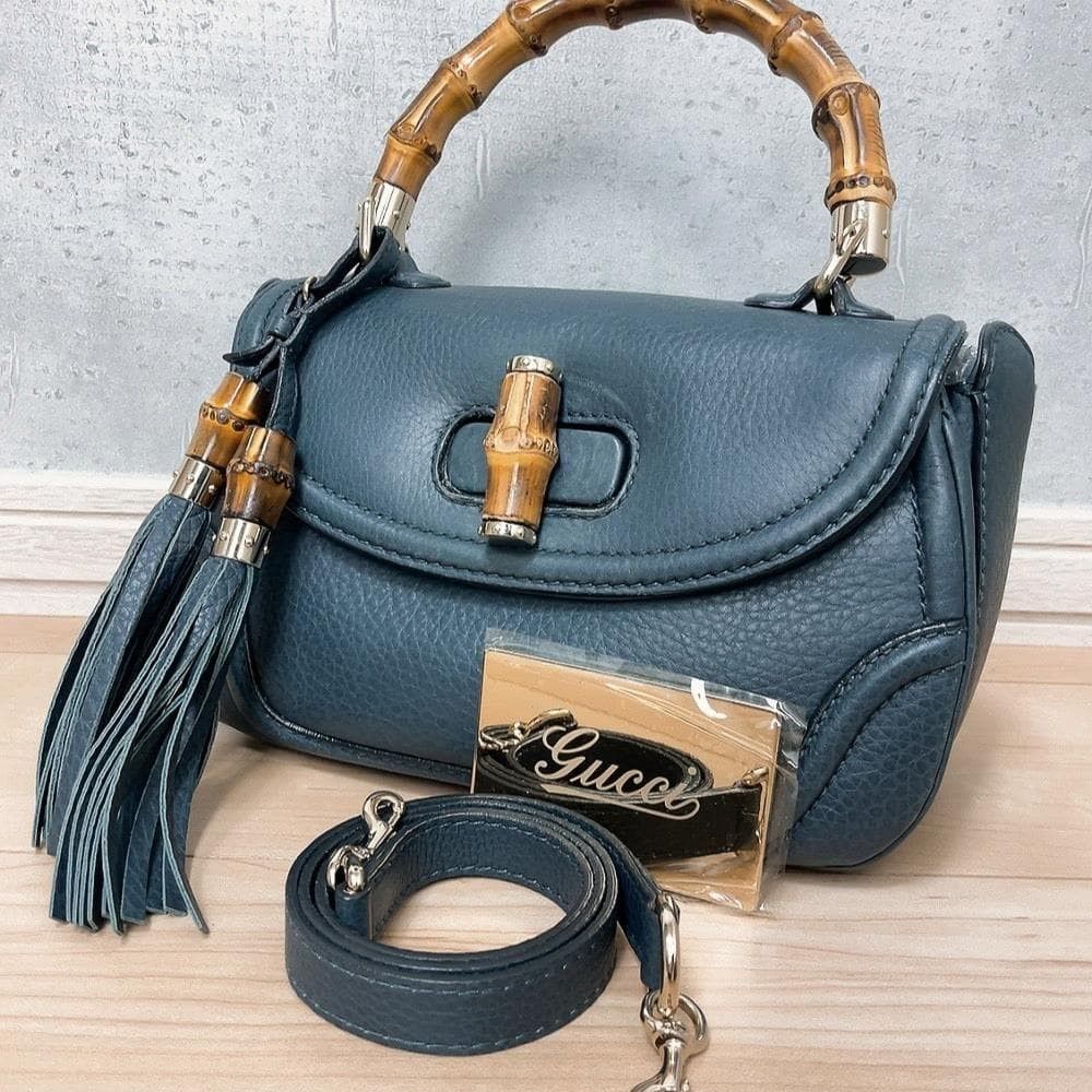 極美品グッチ2wayショルダーバニティバッグ　バンブーエナメルパテントレザー 極美品グッチ2wayショルダーバニティバッグ バンブーエナメルパテント