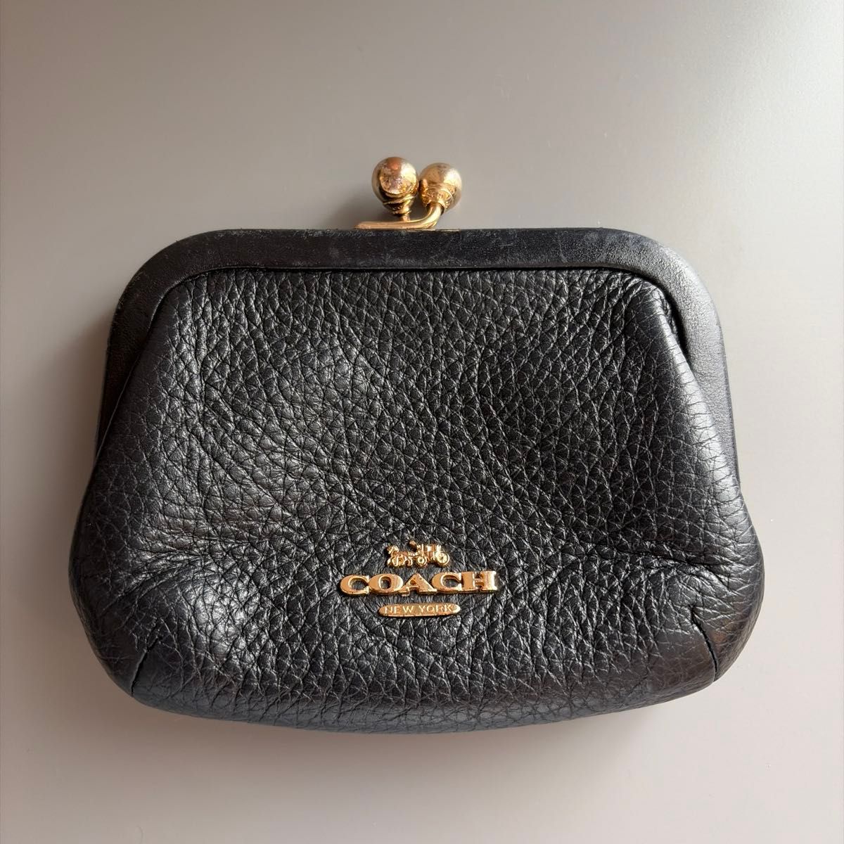 COACH がま口 財布 レザー ブラック 二つ折り財布 コーチ コンパクト