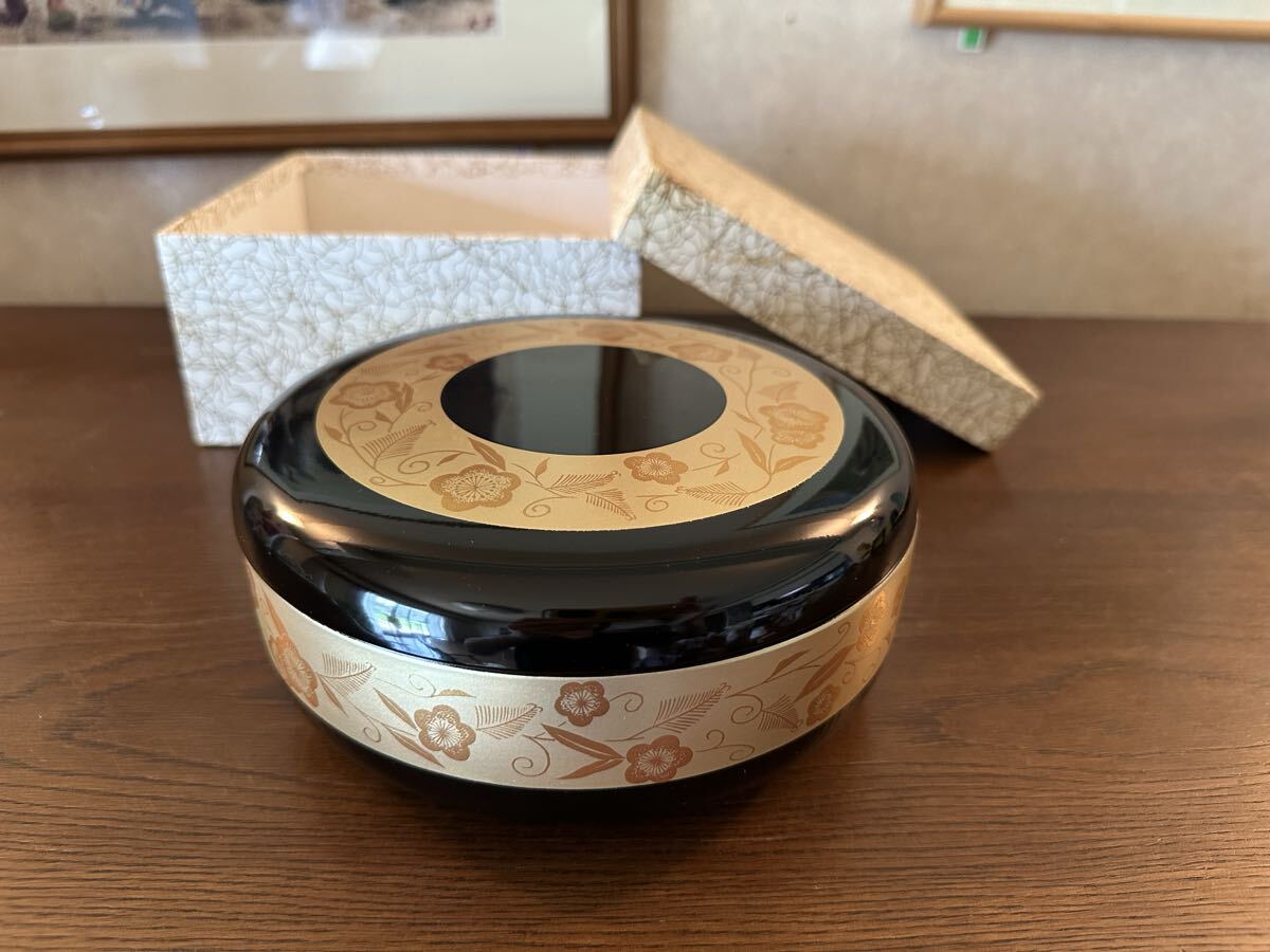 美術品・アンティーク・コレクション 都路華香 雪塒 箱書 金蒔絵 菊花