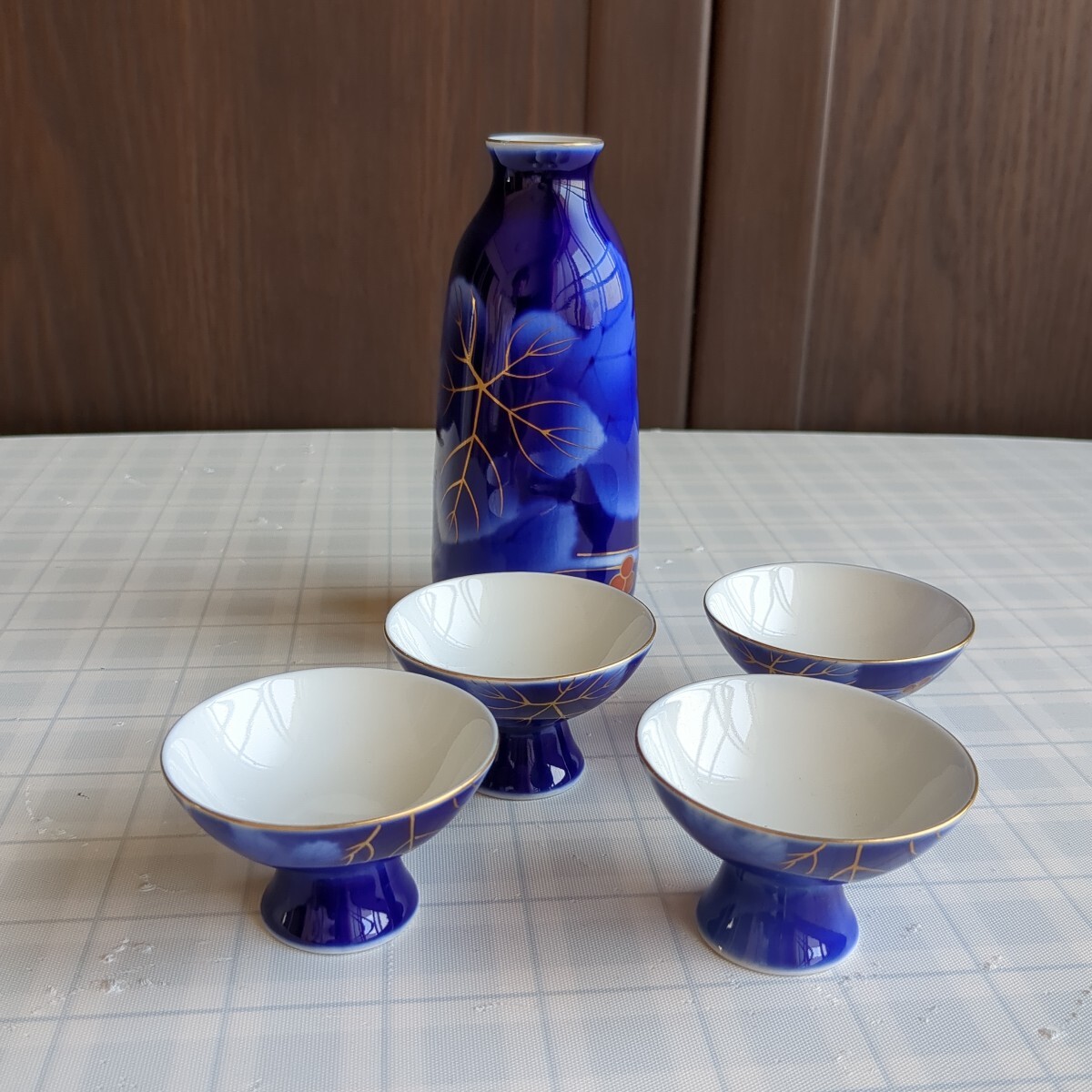 Suntory FROM FARM 丸型ボトル 3本 フロムファームお猪口6入 | Shop at