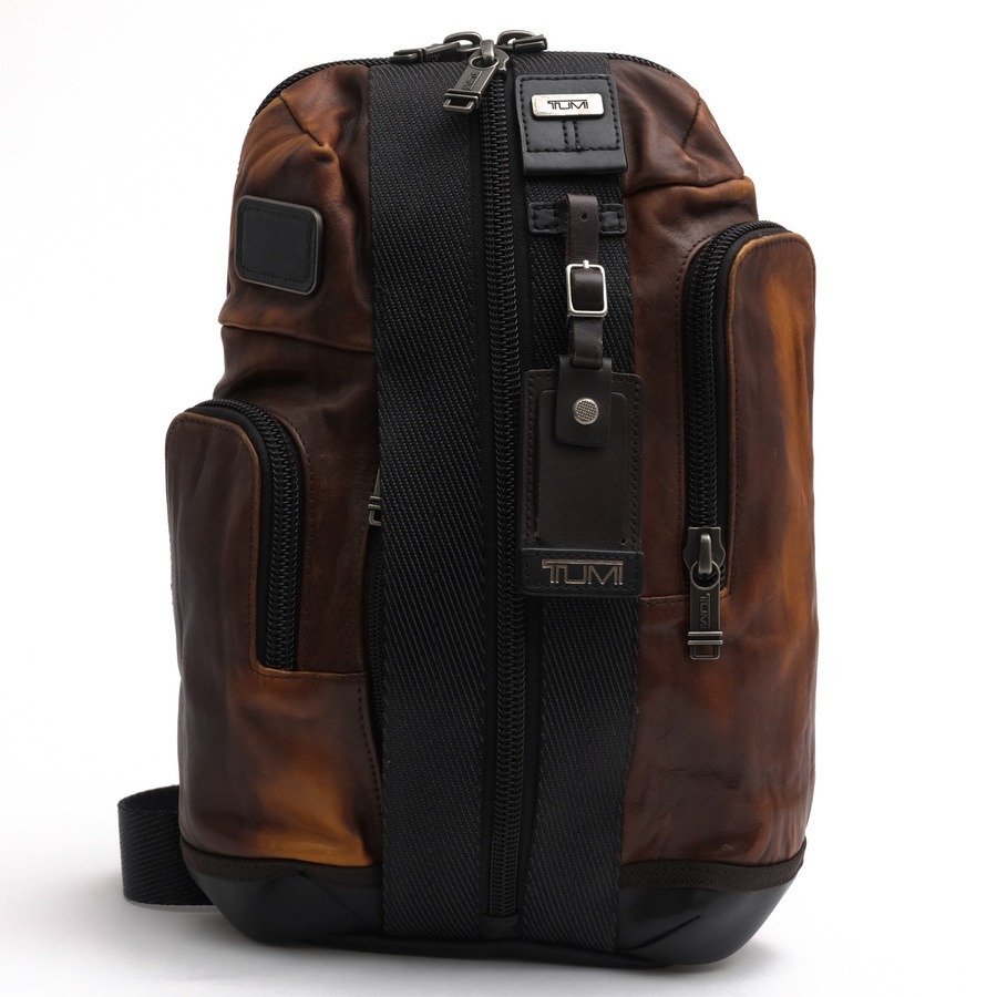 美品・希少】TUMI モントレースリング ボディバッグ 赤タグ 2026年最新