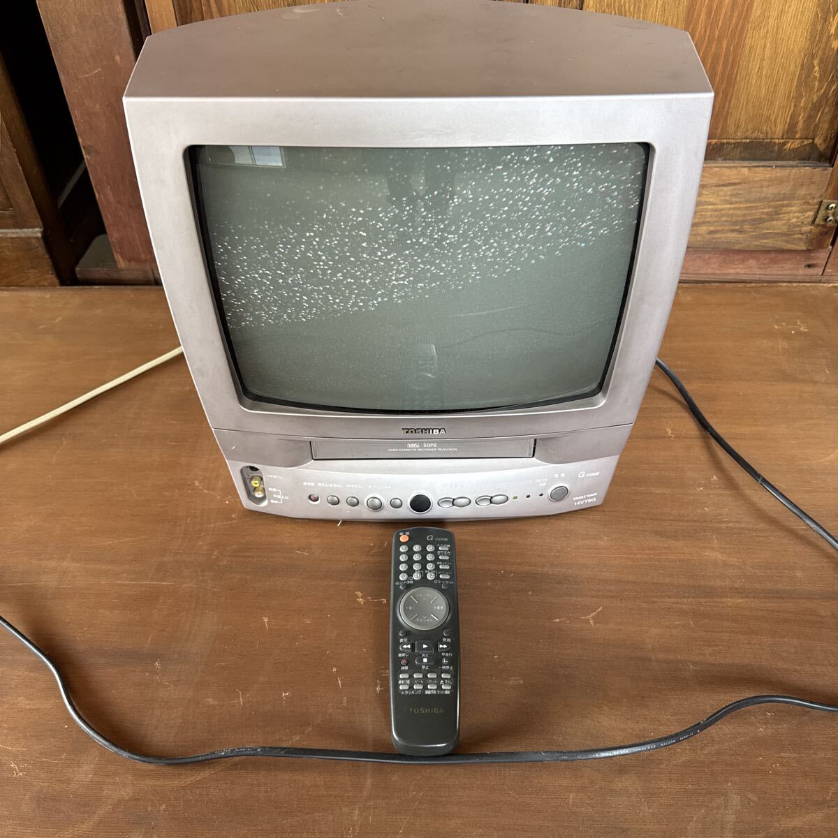 ビデオ内蔵型テレビ