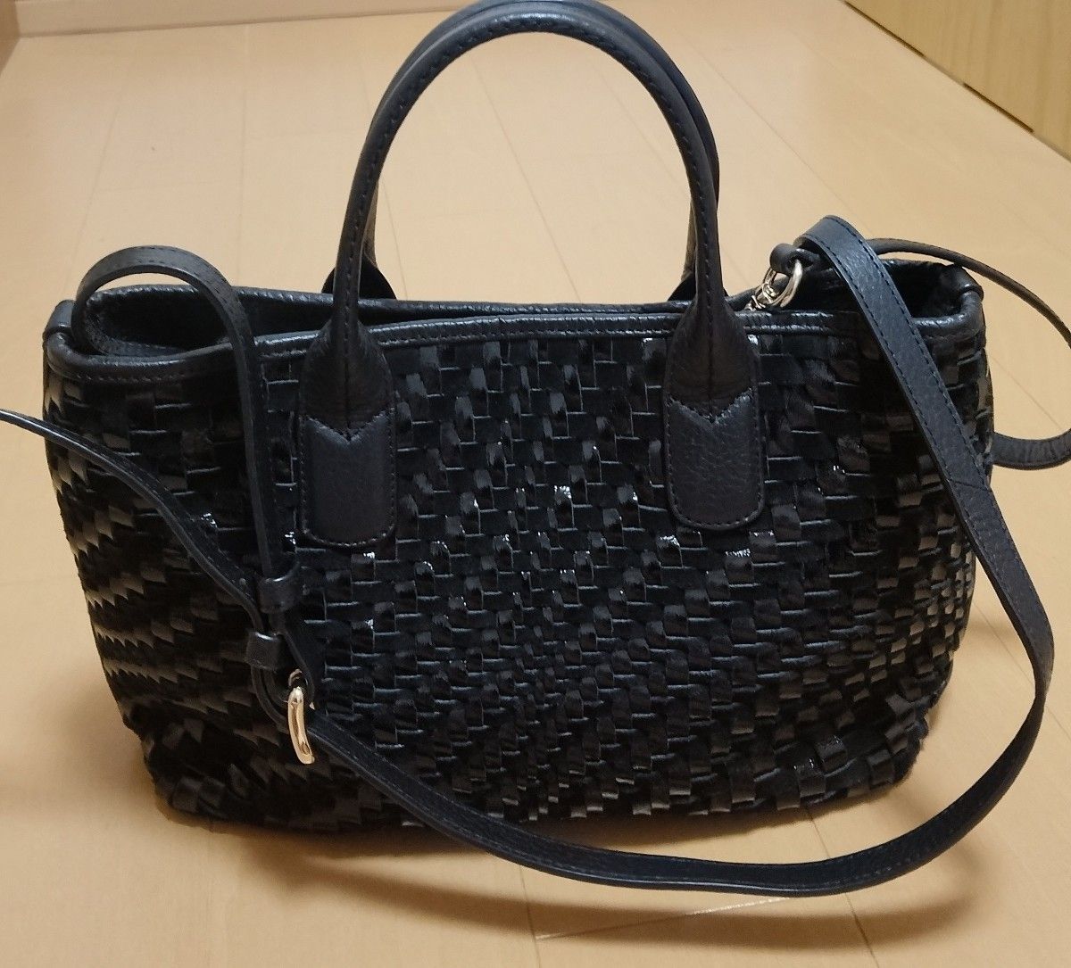 極美品】Cole Haan ハンドバッグ ブラック レザー 編み込みハンドル 