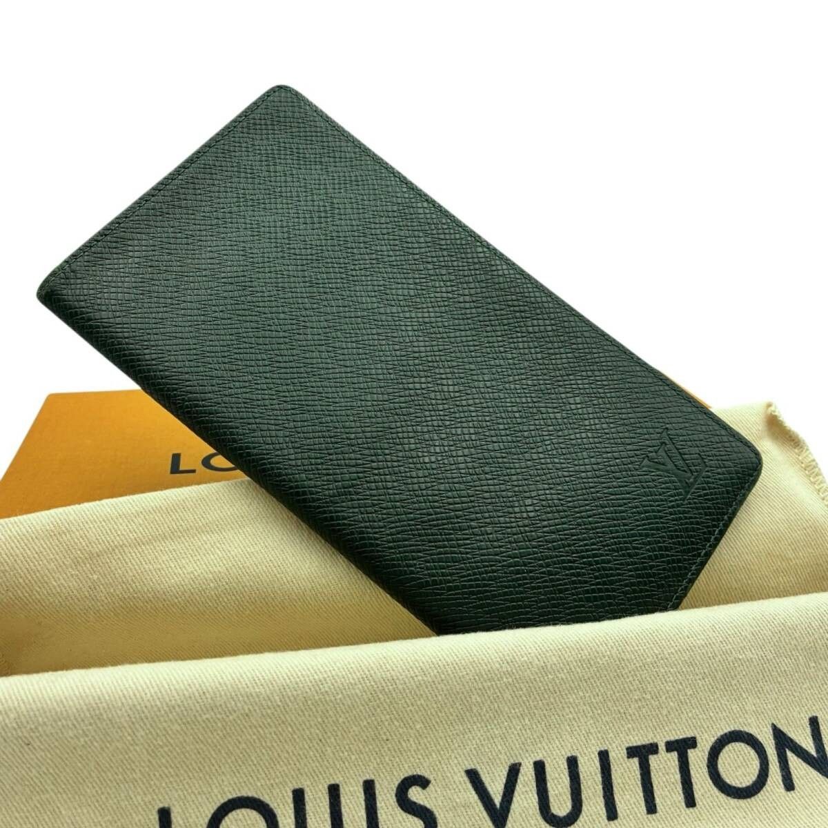 LOUIS VUITTON ルイヴィトン ブラック 二つ折り財布 タイガ | Shop at