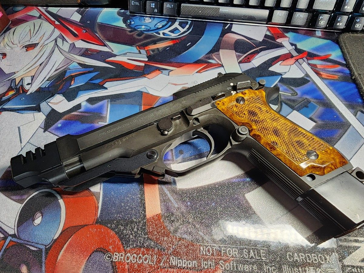 固定スライドガスガン Bodyguard380 サイレンサー付き | Shop at