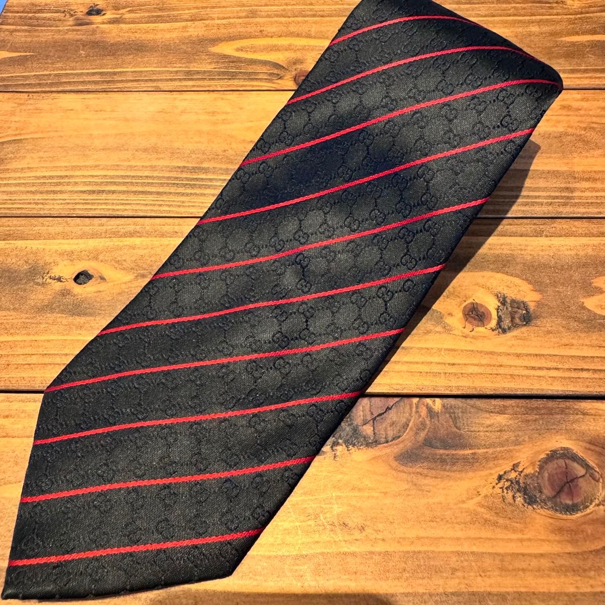 美品 GUCCI グッチ ネクタイ レッド シルク イタリア製 ハイブランド