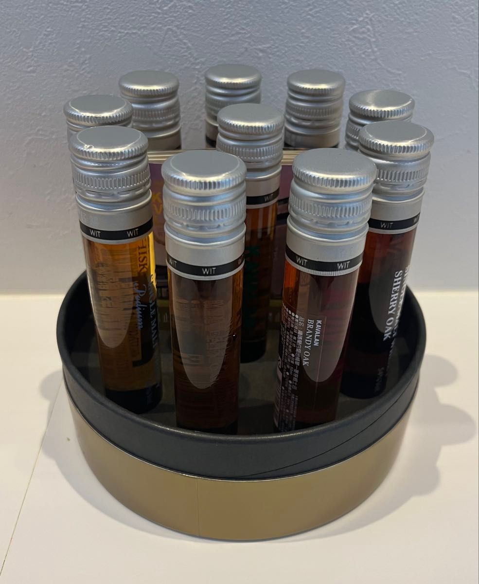 サントリーウイスキー 台湾限定品 360ml ハーフボトル（半角ボトル）2