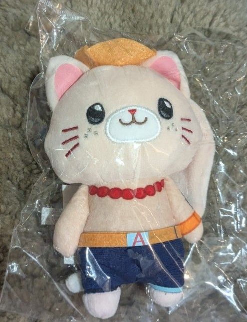 withCATアイマスク付きぬいぐるみキーホルダー マルコ ワンピース