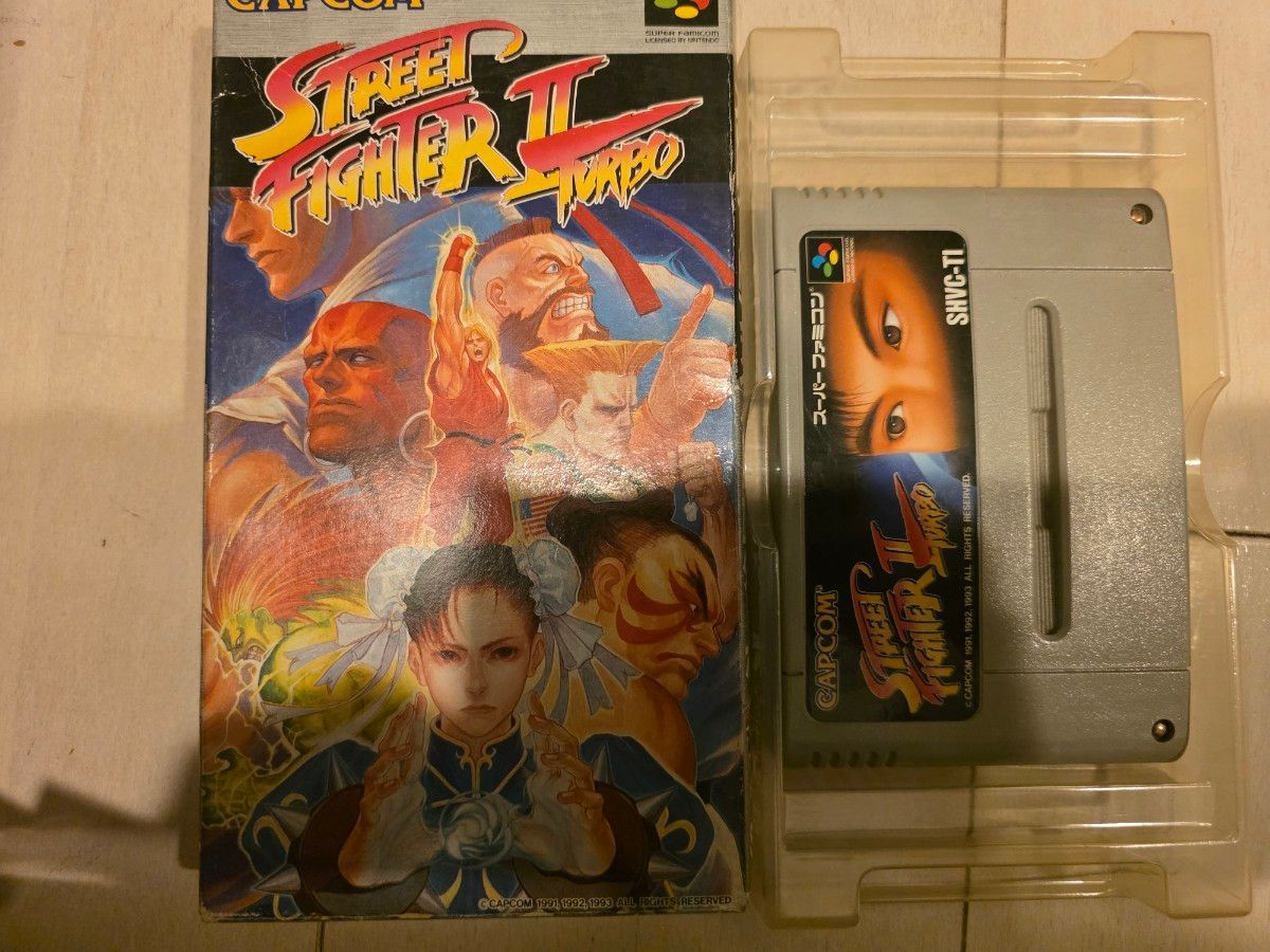 SFCソフト『ストリートファイターⅡターボ』（SHVC-TI）です。 SFC