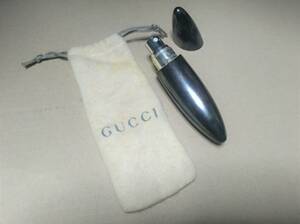 Gucci アトマイザー 純銀無垢 オードトワレ容器 最高級 香水入れ グッチ 925 シルバー 携帯携行品 限定品 アクセサリー ユニセックス レア