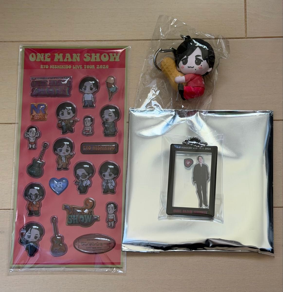 錦戸亮 ワンマンショー ご当地Ryo Chaaaam 全10種類チャームセット 錦戸亮 ONE MAN SHOW ご当地チャーム 大阪限定 Ryo chaaaam | Shop at