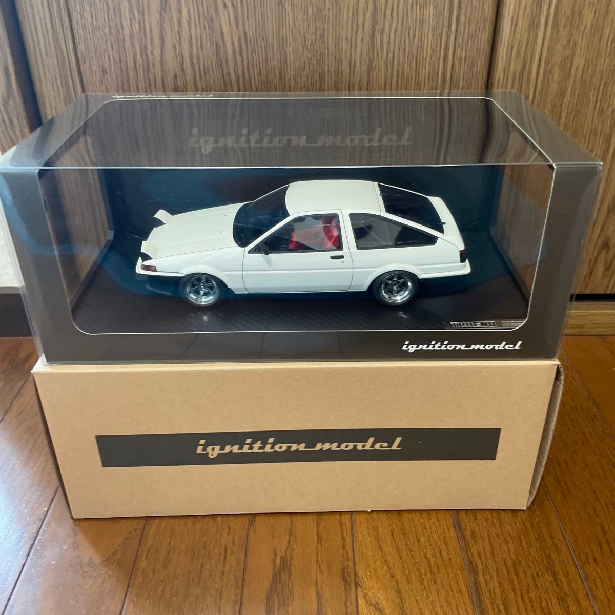60台限定 1/18 イグニッションモデル トヨタ AE86 織戸学 フィギュア