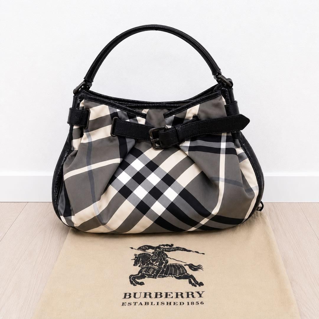 極美品 Burberrys 2wayミニショルダーバッグ 裏地ノバチェック シボ 