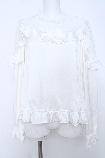 Preview of Angelic Pretty / Lacy Frillブラウス 白 Y-26-06-22-244-AP-BL-SZ-ZS