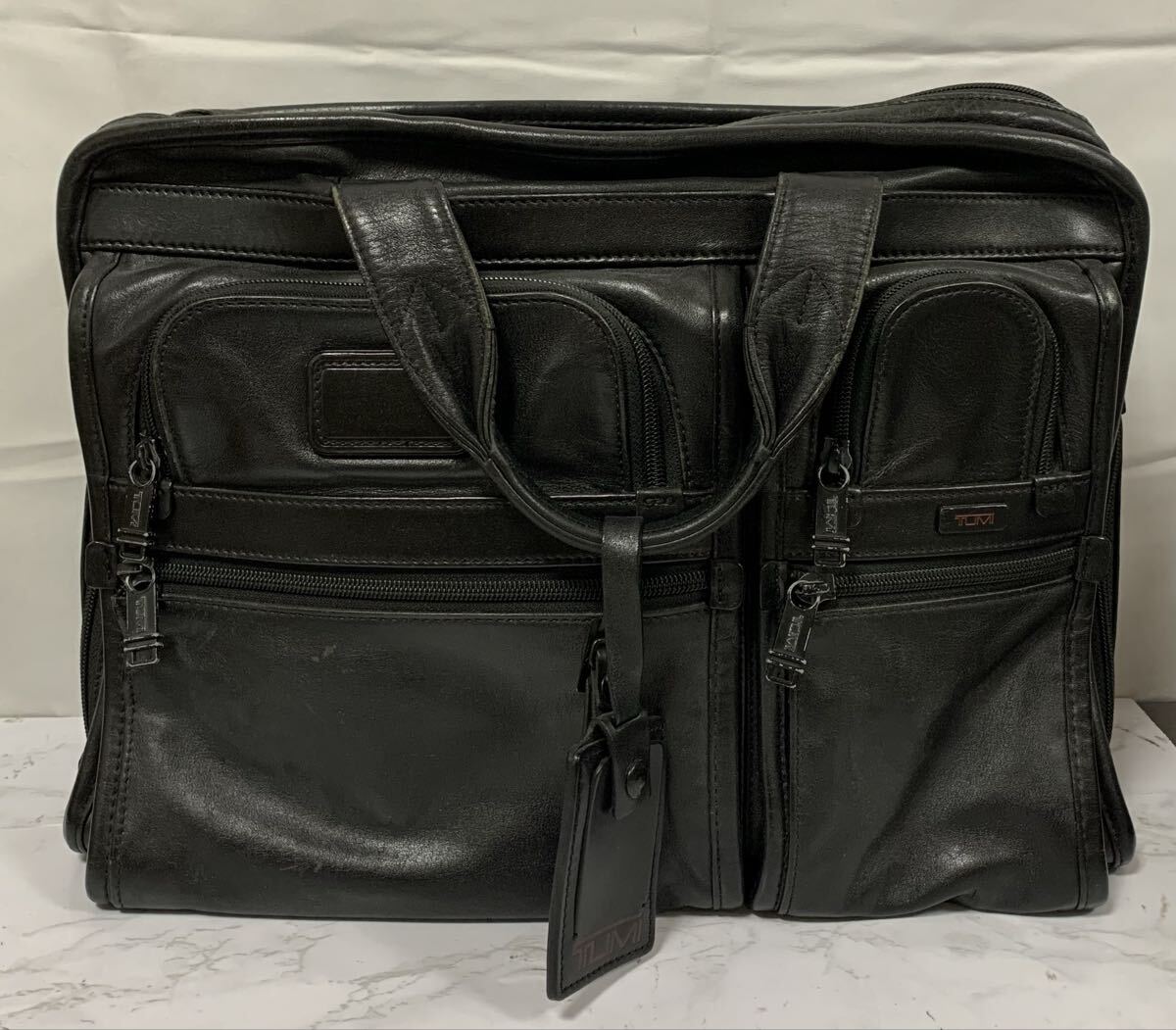 トゥミ tumi ビジネスバッグ レザー