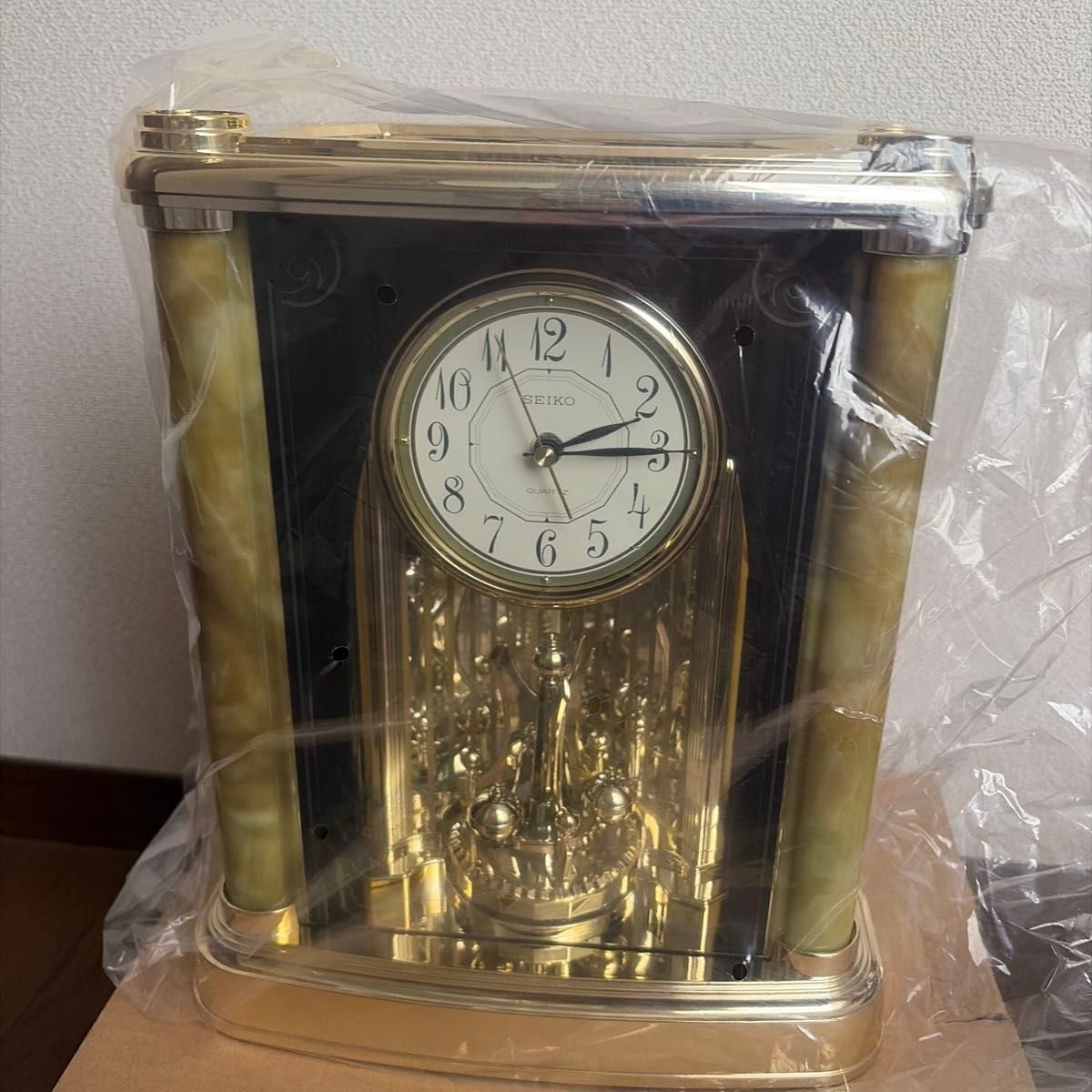 セイコー 置時計 SEIKO QZ410G ゴールド色 回転飾り 日本製 | Shop at