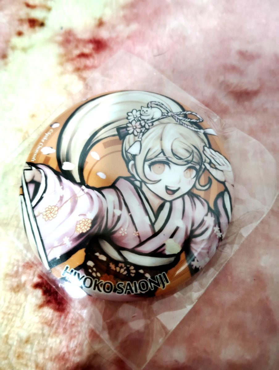 すにすて だいきり 等身缶バッジ【うぃあすに2】 | Shop at