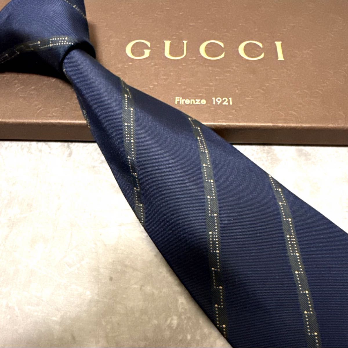 極美品 GUCCI グッチ ネクタイ インターロッキング GG柄 モノグラム