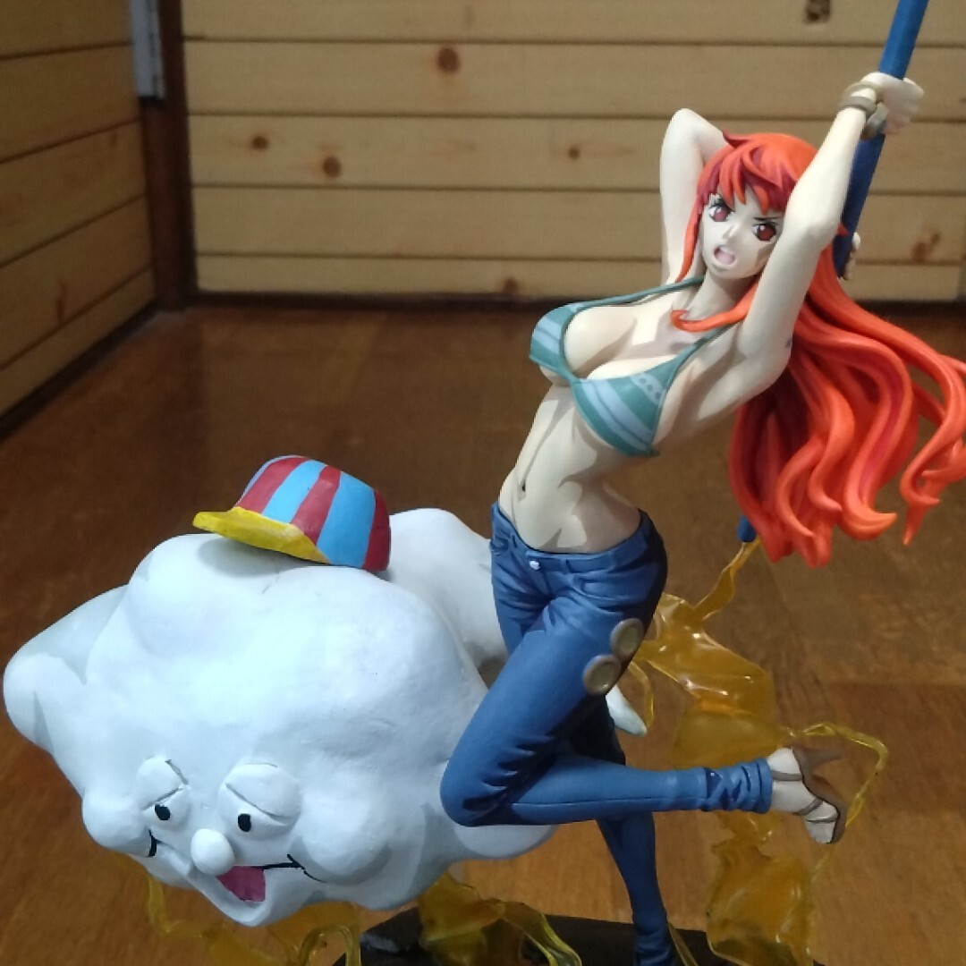 ワンピース フィギュア ナミ リペイント