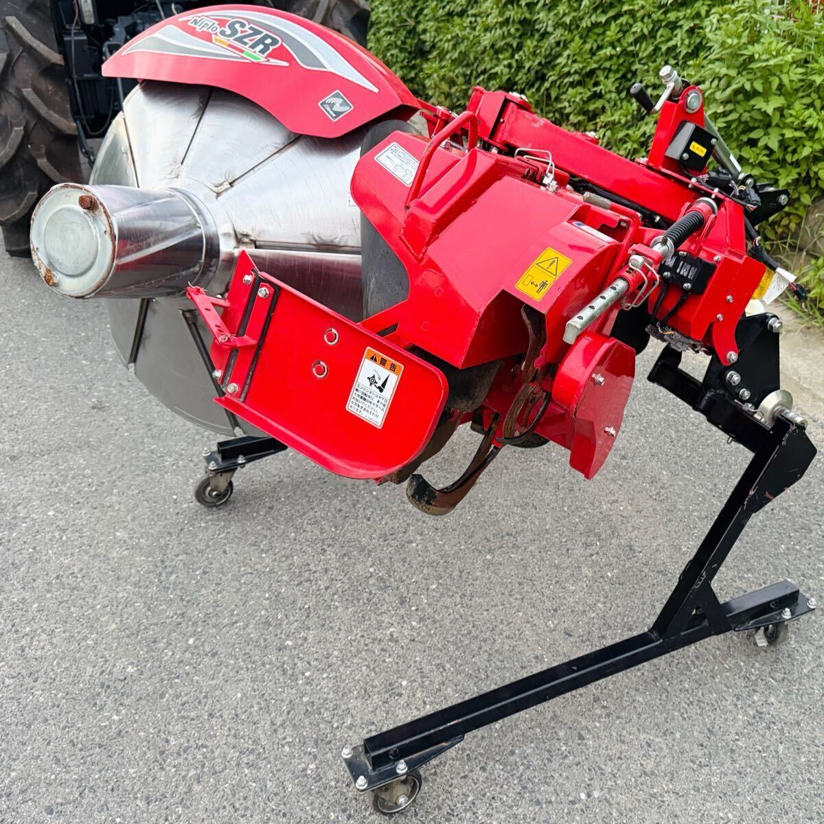 ニプロ　畦塗り機　uz300 クボタヒッチ　引き取り限定　トラクター用 ニプロ 畦塗り機 uz300 クボタヒッチ 引き取り限定 トラクター用