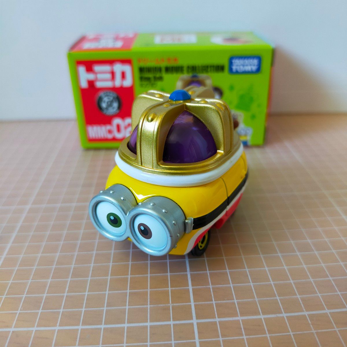USJ限定トミカ ミニオンカー キングボブ&イーブル ミニオンカー