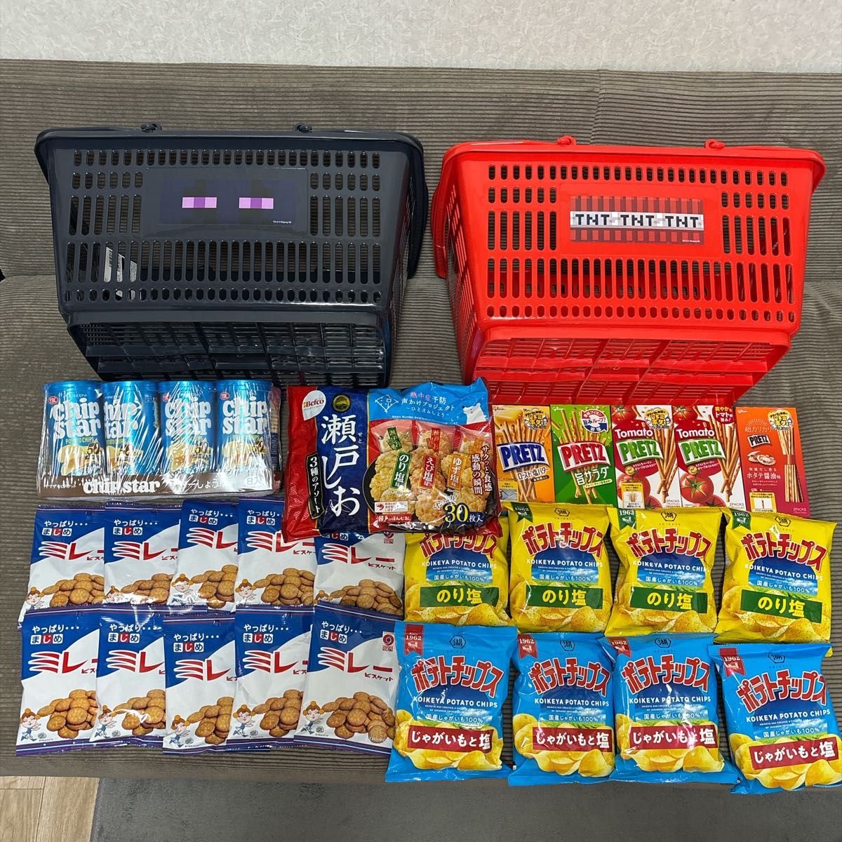 お得 お菓子、ジュース、カップ麺詰め合わせ お菓子アソート 27点