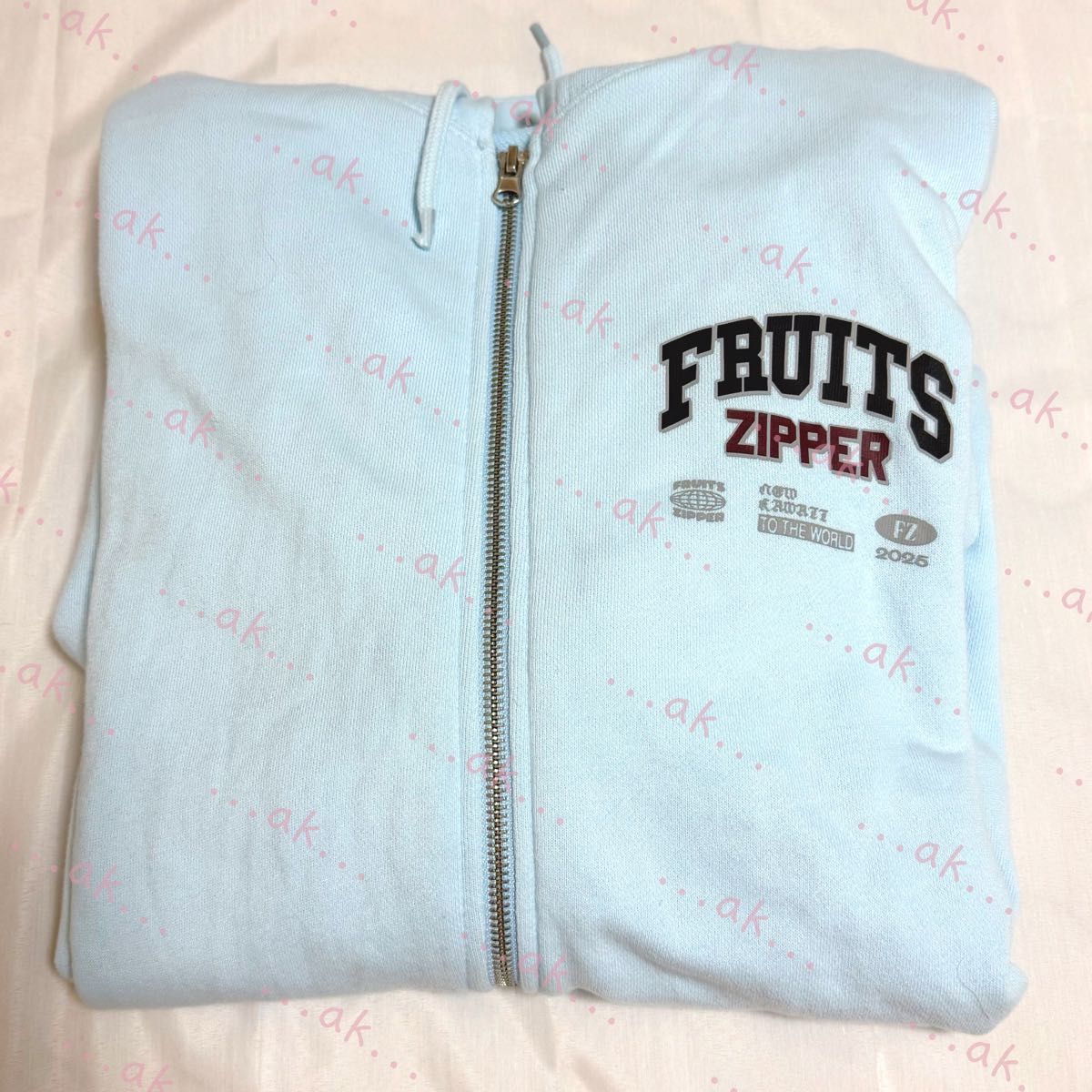 FRUITS ZIPPER