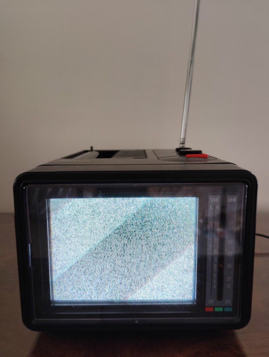 日立カラーテレビ