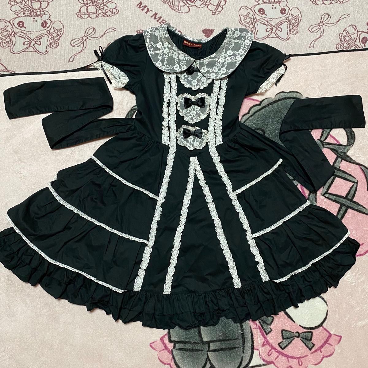Preview of BODYLINE ゴスロリ ワンピース ブラック レース フリル 半袖