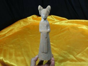 B　加彩婦人俑②　唐時代　遺跡発掘品　副葬品　陶器　明器　中国　本物　仕女俑