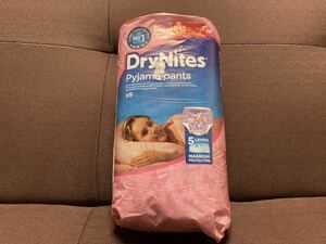 DryNites 8才〜15才 27kg〜57kg 女の子用 紙オムツ 9枚入 おねしょパンツ　drynites goodnites