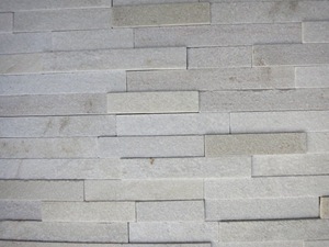 ●1●壁用石材　　ボンドで貼るだけで　DIYで石張りの壁　クリスタルホワイトクオーツ　￥5,000/m2