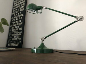テーブルライト デスクランプ インダストリアル グリーン 工業デザイン レトロ 無骨 カフェ 照明