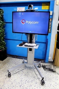 POLYCOM Group500 P001 RealPresence テレビ会議システム MPTZ-10 日立製40インチモニター(L40-A5)+スタンド　一式　38230Y