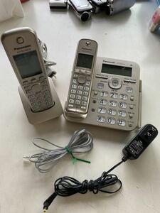 A362)Panasonic パナソニック コードレス電話機 VE-GD53-N 子機 KX-FKD352-N KX-FKD503-N 動作確認済み 初期化済み