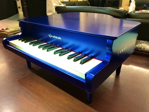 即決 LEXUS レクサス LC500 ストラクチュラルブルー塗装 ミニグランドピアノ 世界100台限定★ LEXUS × KAWAI モルフォ蝶 河合