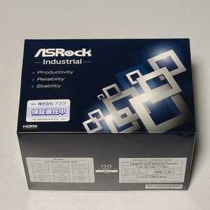 【送料無料】ASRock 4x4 BOX-V1000M/JP/AI AMD RYZEN V1605B Radeon Vega8 Graphics搭載 ベアボーンキット