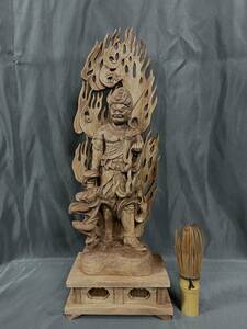 高39cm 井波彫刻　仏教工芸品　楠材製　極上彫　木彫仏像　倶利伽羅不動明王立像