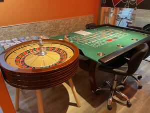 【ルーレットテーブル】椅子付き　カジノ　チップ　ラスベガス　マカオ　ボードゲーム GAME 