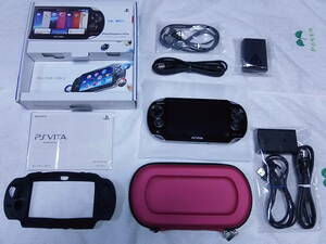 PS Vita　クリスタル・ブラック PCH-1100　液晶画面は、完全に無傷　本体前面部分は、美品（3G/Wi-Fiモデル）アダプター2個付き 11点セット