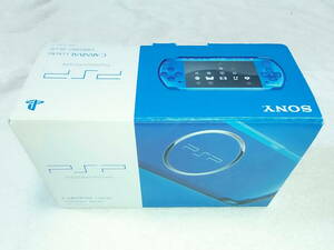 未使用　新品同様　PSP-3000　 バイブラント・ブルー　本体、液晶画面は、無傷　付属品も未使用　綺麗な美品　全6点セット　開封済み