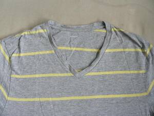 「OLD NAVY　Tシャツ」USED