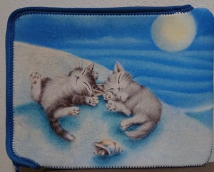 わちふぃーるど 猫のダヤン タブレットポーチ 遊び疲れた二人 猫 ダヤン バニラ ポーチ タブレットケース タブレット 収納ケース