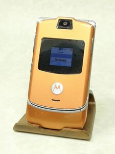 【日本未発売カラー/新品】Motorola モトローラ　　オレンジ　ACアダプタ付き　M702iS SIMフリー　送料無料