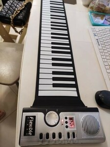 db189：Usb 61 キー ロールアップ 柔軟 ピアノ シリコーン ポータブル 折りたたみ ソフト キーボード 電子ピアノ 楽器