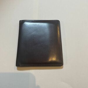 送料込み　中古　二つ折り財布 コードバン ブレイリオ　薄型