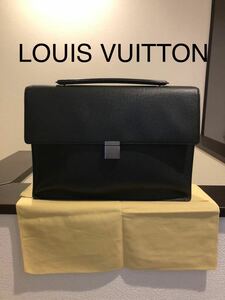 極美品　LOUIS VUITTON ブリーフケース M30772 ルイヴィトン ルイヴィトン ポルト・ドキュマン・アンガラ ビジネスバッグ 黒 ブラック
