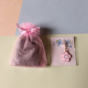 ラベンダーサシェ ／チャーム／オーガンジー香り袋・ピンク