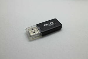 micro SD USB カードリーダー USB2.0 ブラック 送料63円～