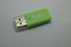 micro SD USB カードリーダー USB2.0 グリーン ② 送料63円～